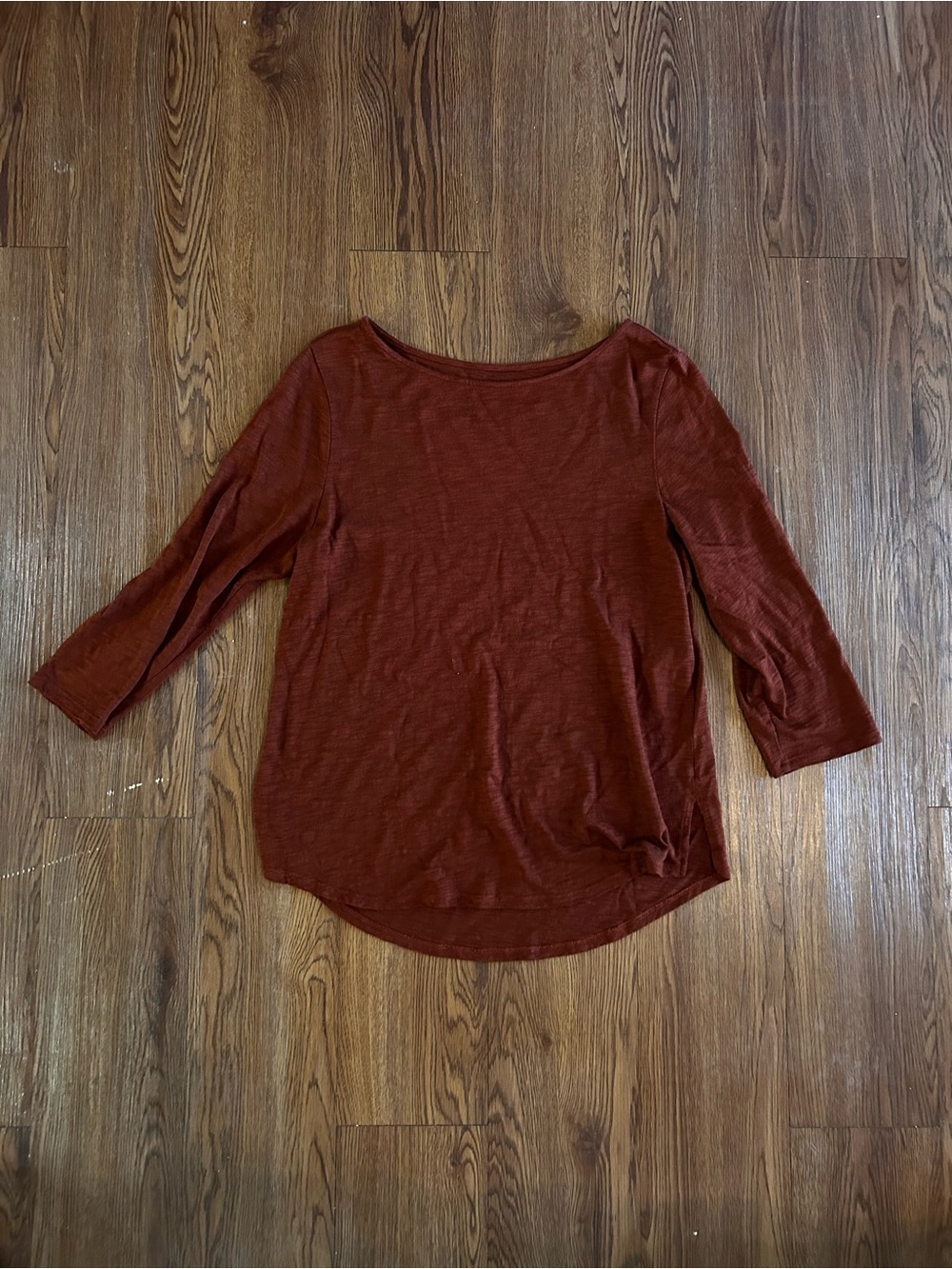 Chico's the ultimate teeRust Brown Boatneck 3/4 Sleeve Top